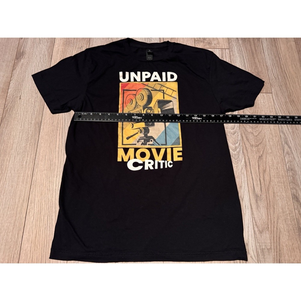 Gildan‎ Softstyle Unpaid Movie Critic Graphic T Shirt Mens Medium Black - Picture 5 of 7